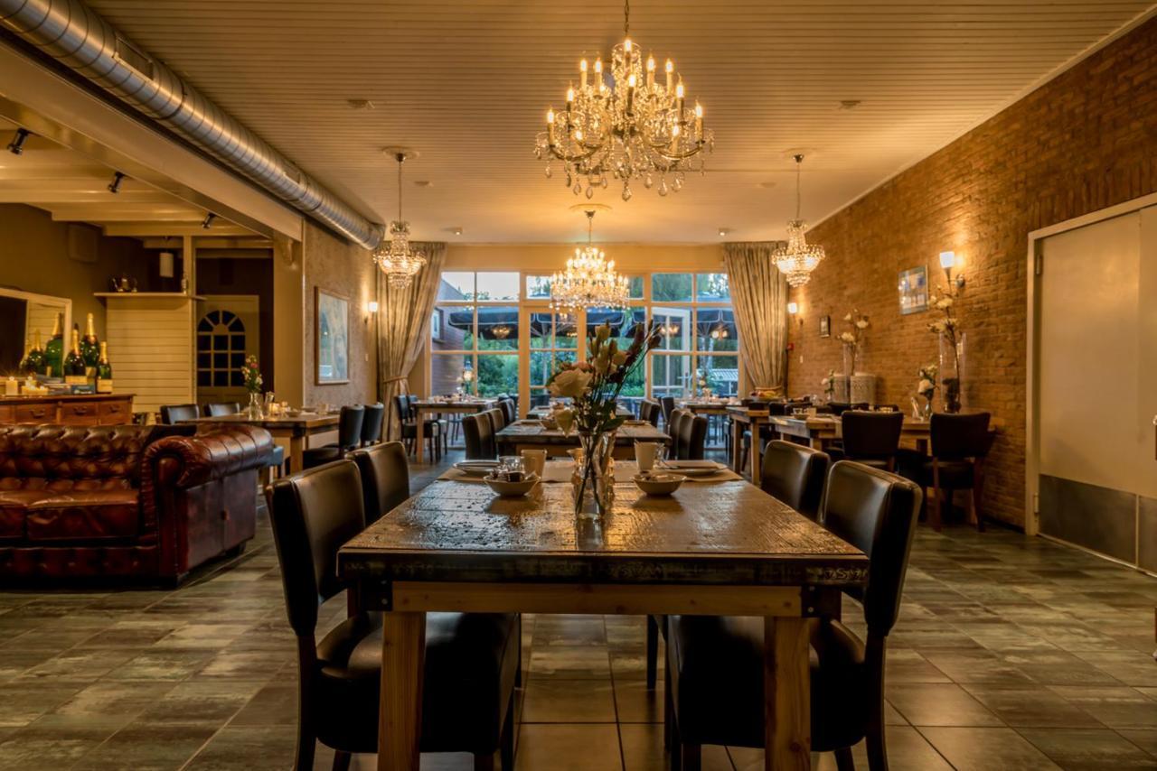 Hotel-Restaurant Van Der Weijde Noordgouwe Bagian luar foto