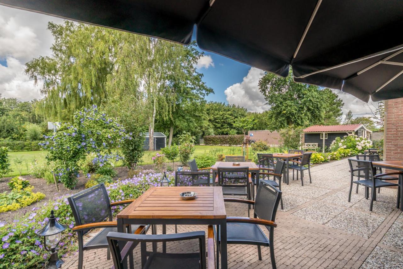 Hotel-Restaurant Van Der Weijde Noordgouwe Bagian luar foto