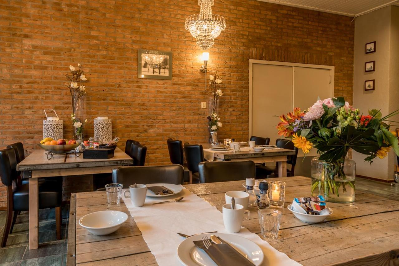 Hotel-Restaurant Van Der Weijde Noordgouwe Bagian luar foto