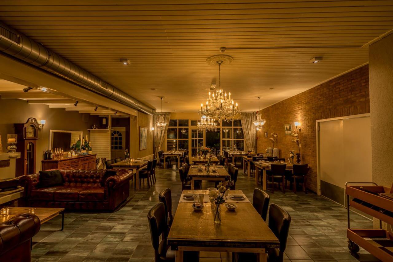 Hotel-Restaurant Van Der Weijde Noordgouwe Bagian luar foto